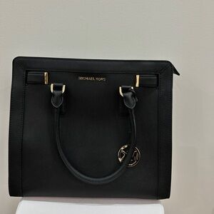 Excellent Condition Michael Kors Bag